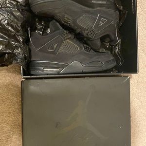 Air Jordan “Black cats” 4